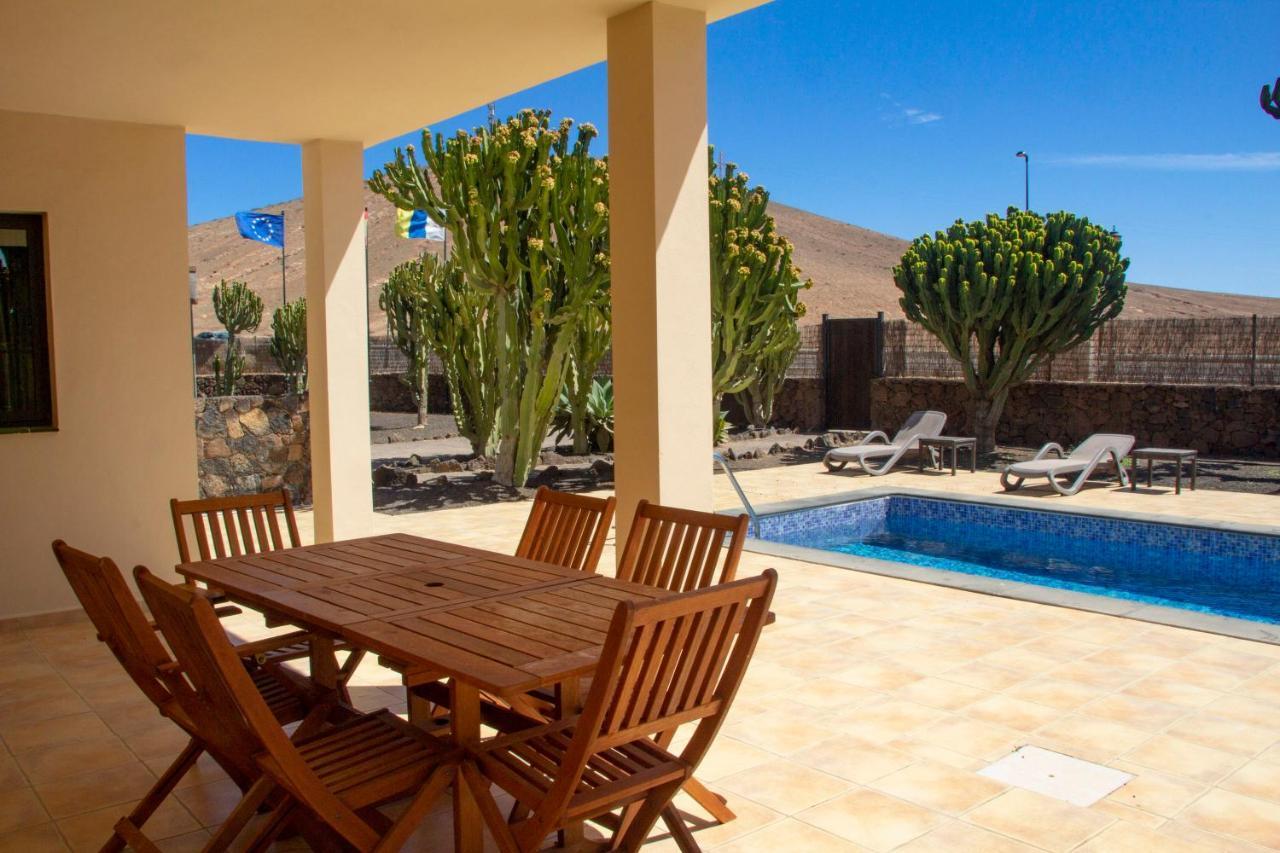 Villas Oasis Casa Vieja La Oliva Kültér fotó